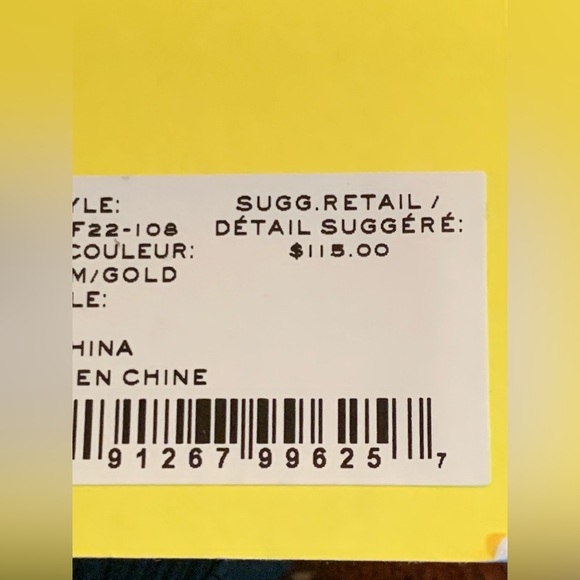 Marc Jacobs NWT $115.00 MSRP The Medallion Large Scalloped Bangle Bracelet - Picture 3 of 7